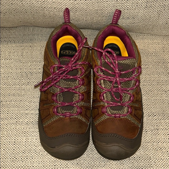 NWOT Keen Targhee III Waterproof Hiking Boots Size 8 brown purple contrast color - Picture 8 of 9